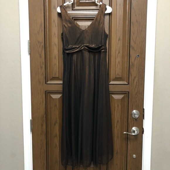 R&M Richards metallic bronze sheen dress s… - Picture 8 of 10
